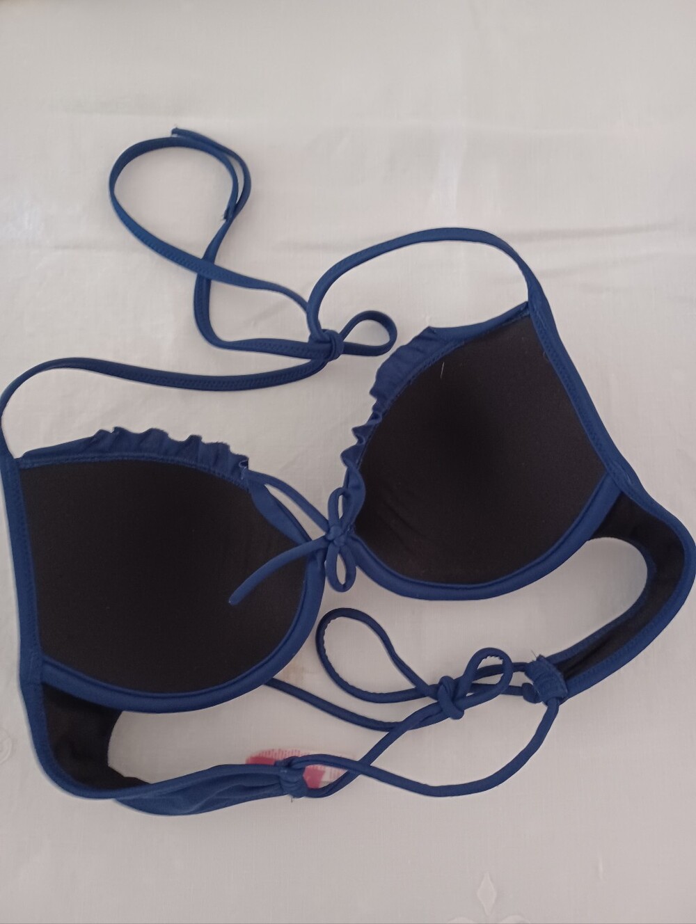 Victoria's Secret Navy Blue Ruffle Push- Up Halter Bikini Top- Size 34 A - Picture 3 of 6